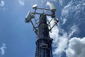 IsoTruss donates two carbon fibre cell towers to Learning Alliance in support of telecom workforce development