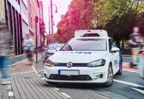 5G puts remote-controlled cars on the road